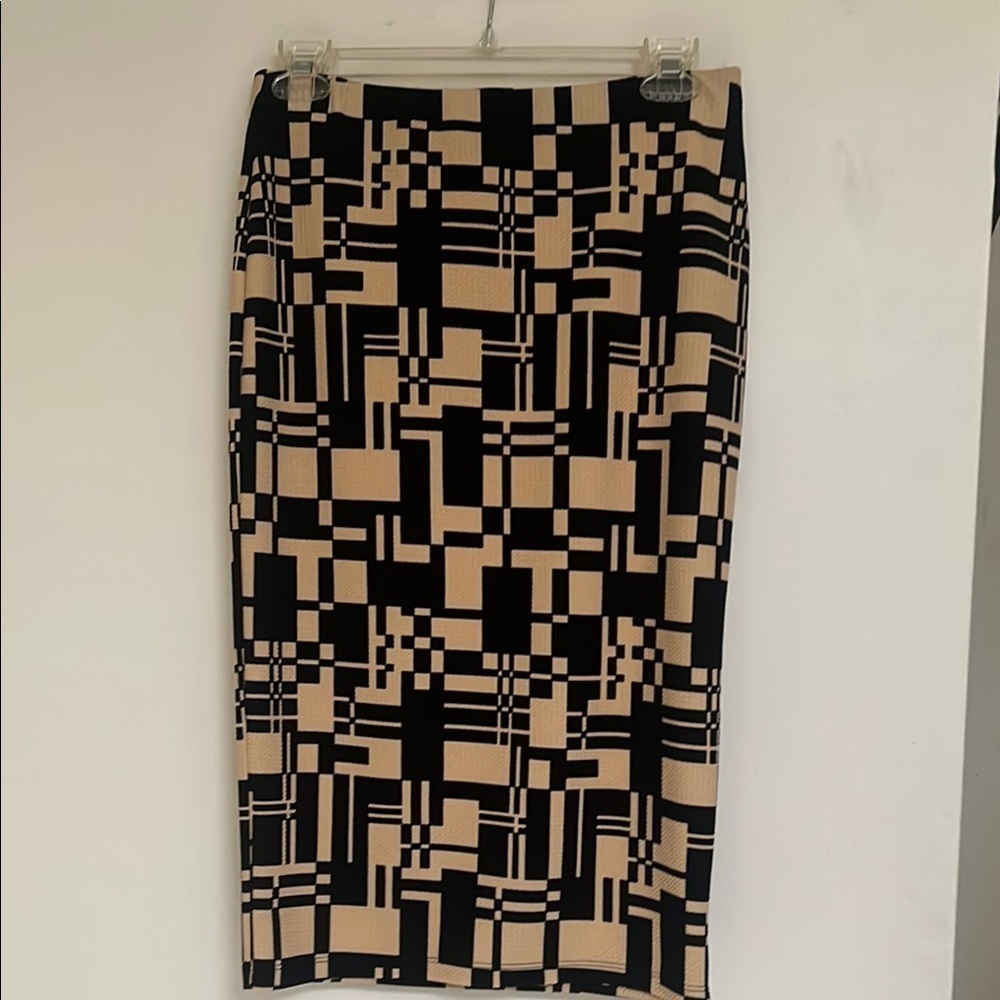Bobeau Black and Tan Knee Length Pencil Skirt S